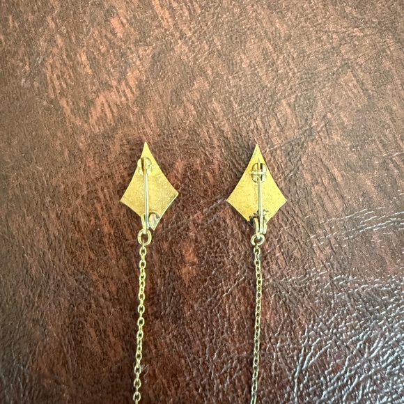 Antique Jr. Catholic Daughters of the Americas 2 & 3 year pins - Picture 8 of 8